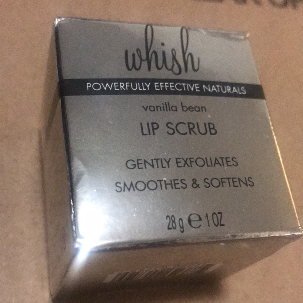 Whish Lip Scrub Vanilla Bean New